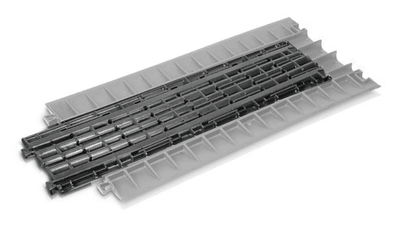 Adam Hall Defender Compact Base - 5 Channels - Image 5