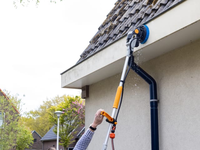 Batavia  MAXXPACK Brushless Twin Brush Scrubber 18V Bare Unit