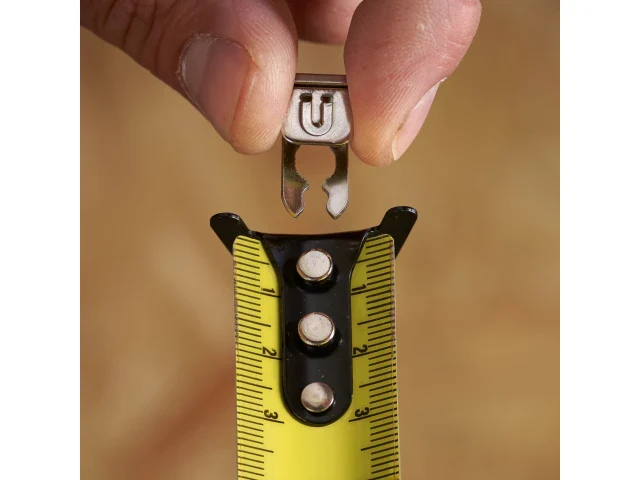 STANLEY® CONTROL-LOCK™ Pocket Tape 5m/16ft (Width 25mm) - Image 6