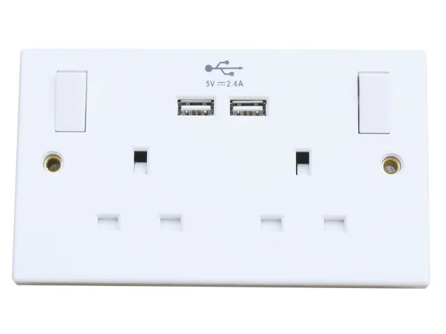 Dencon Switched Socket 2-Gang + 2 USB Ports 13A