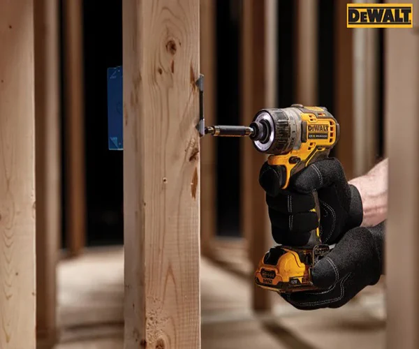 DeWalt DCF601D2 XR Brushless Sub-Compact Screwdriver 12V 2 x 2.0Ah Li-ion - Image 3