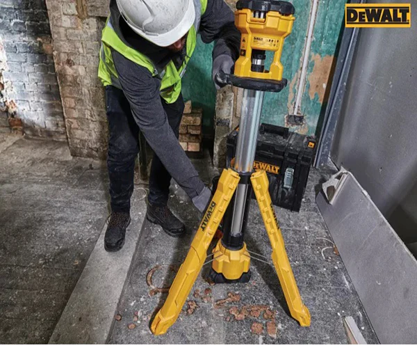 DEWALT DCL079 XR LED Tripod Light 18V Bare Unit - Image 6