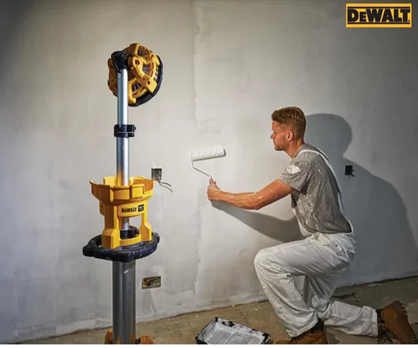 DEWALT DCL079 XR LED Tripod Light 18V Bare Unit - Image 7