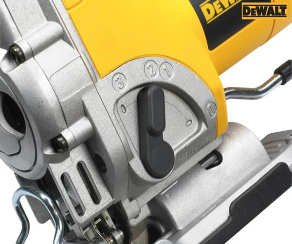 DW331K Heavy-Duty Jigsaw 701W 240V - Image 3