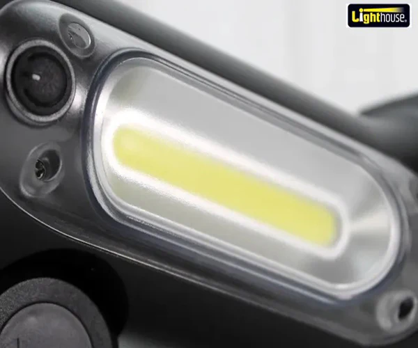 Lighthouse Elite Rechargeable Lantern Spotlight 300 lumens - Image 2