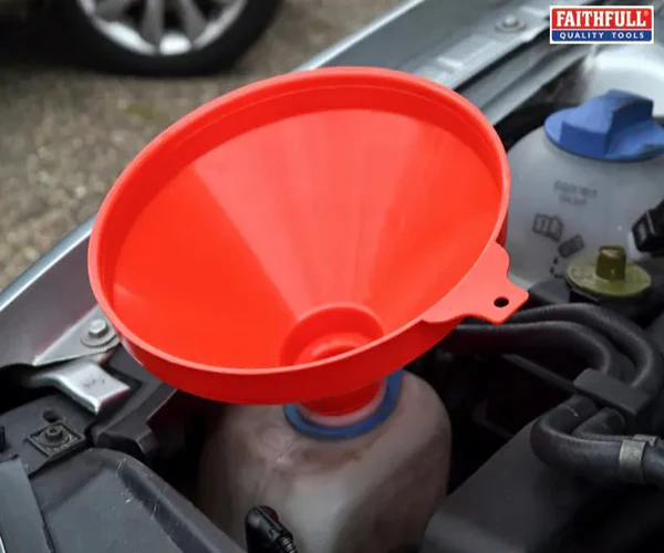 Faithfull Plastic Funnel 200mm - Image 3