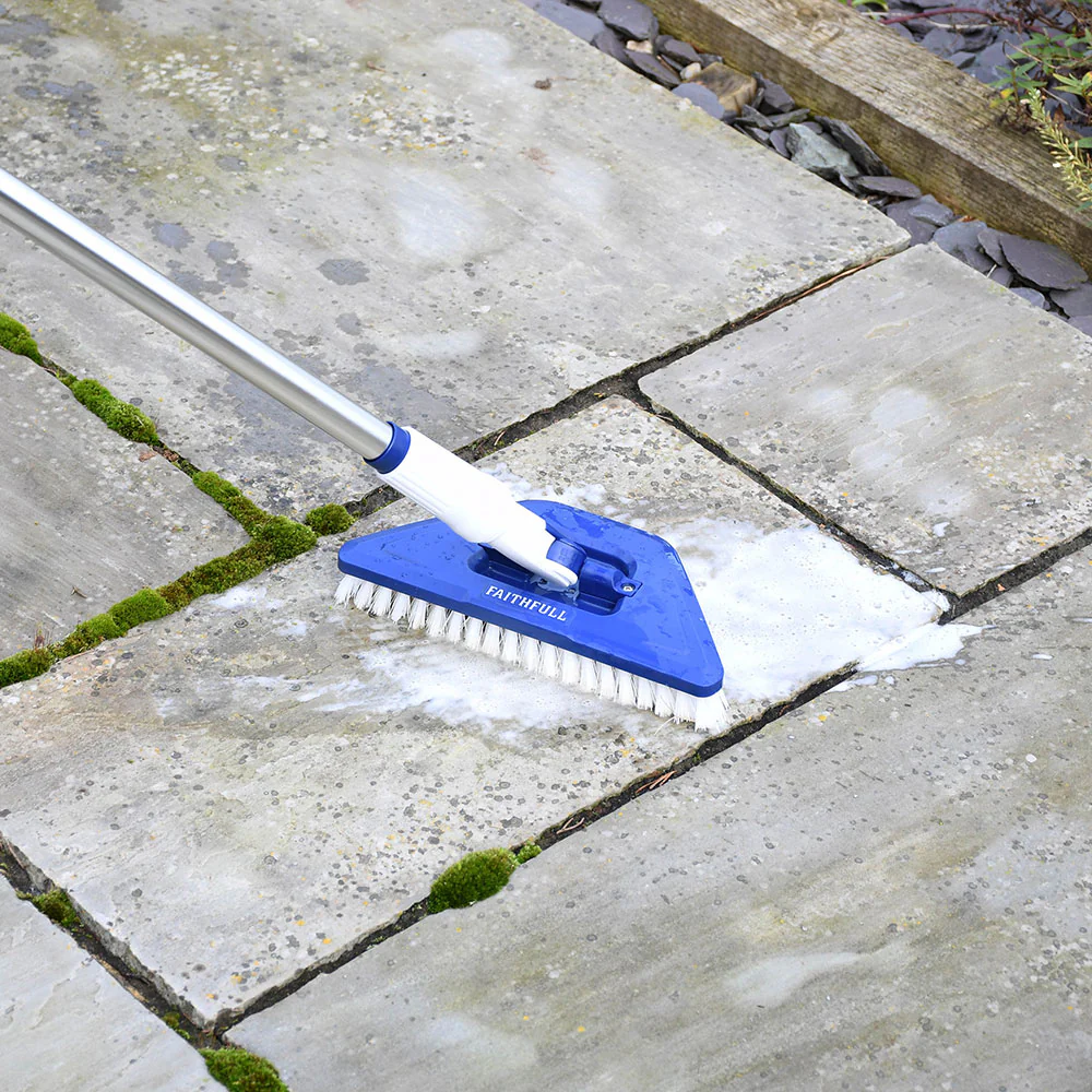 Faithfull Water Flow Cleaning Brush - Image 13