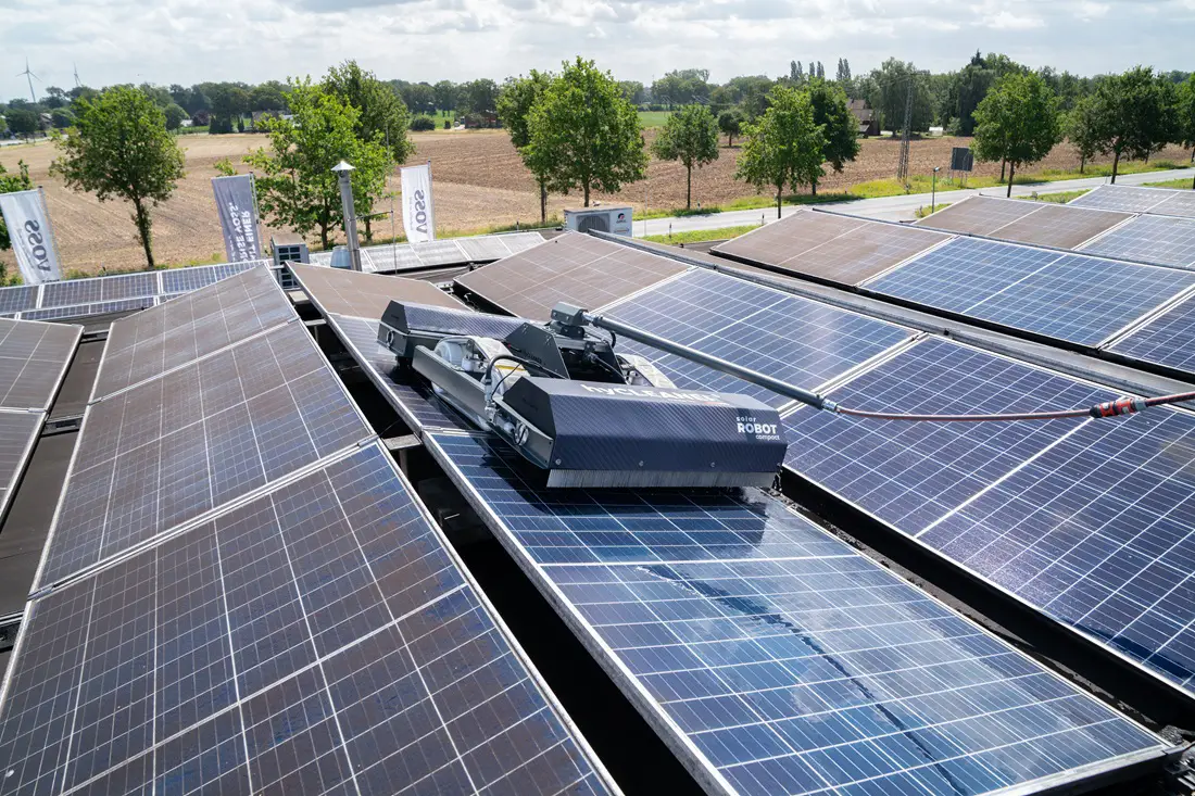 hyCLEANER® solarROBOT Compact – PV Cleaning Robot - Image 10