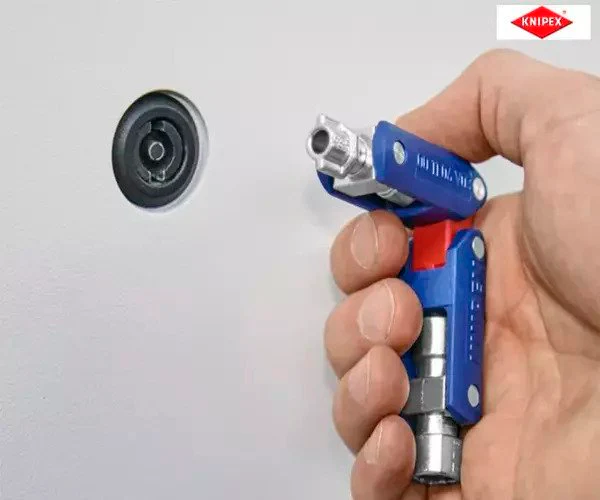 Knipex DoubleJoint Control Cabinet Key - Image 16