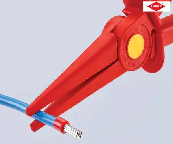 Knipex Long Nose Plastic Insulated Pliers 220mm - Image 4