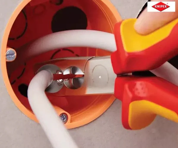 Knipex VDE Dismantling Pliers 165mm - Image 11