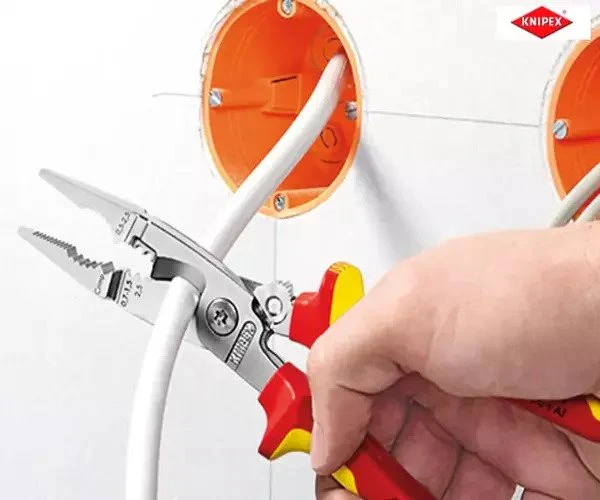 Knipex VDE Multifunctional Installation Pliers with Opening Spring 200mm - Image 11