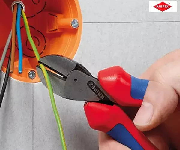 Knipex X-Cut® Compact Diagonal Cutter Multi-Component Grip 160mm - Image 8