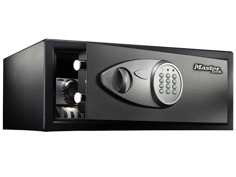 Master Lock  Large Digital Combination Safe