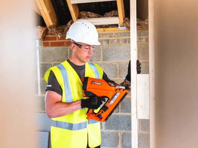 Paslode IM350+ 1st Fix Gas Framing Nailer - Image 7