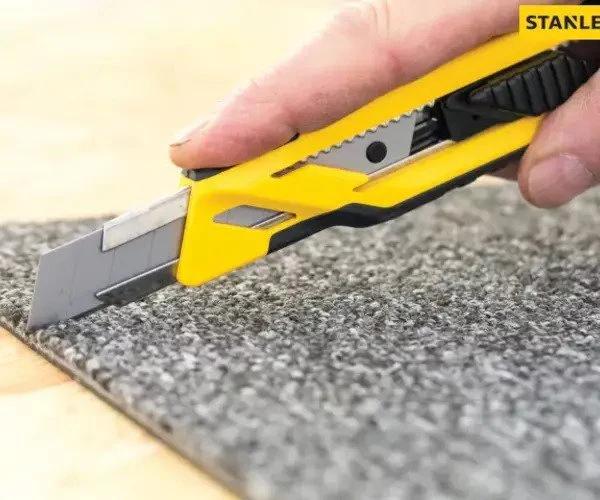 Stanley Self-Locking Snap-Off Knife 18mm - Image 5