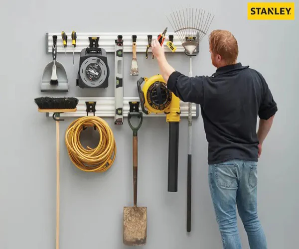 Stanley Track Wall System Starter Kit, 20 Piece - Image 2
